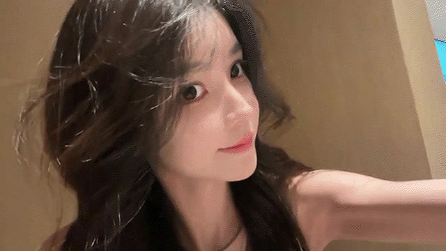 [2V+13P/114MB]【水煮白切】 的热瓜，网传被爆流出金主定制视频