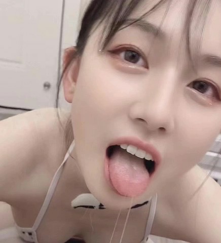 [21V+31P/145MB]抖音63W粉【小坦克】不雅私拍，女神竟用道具插粉穴